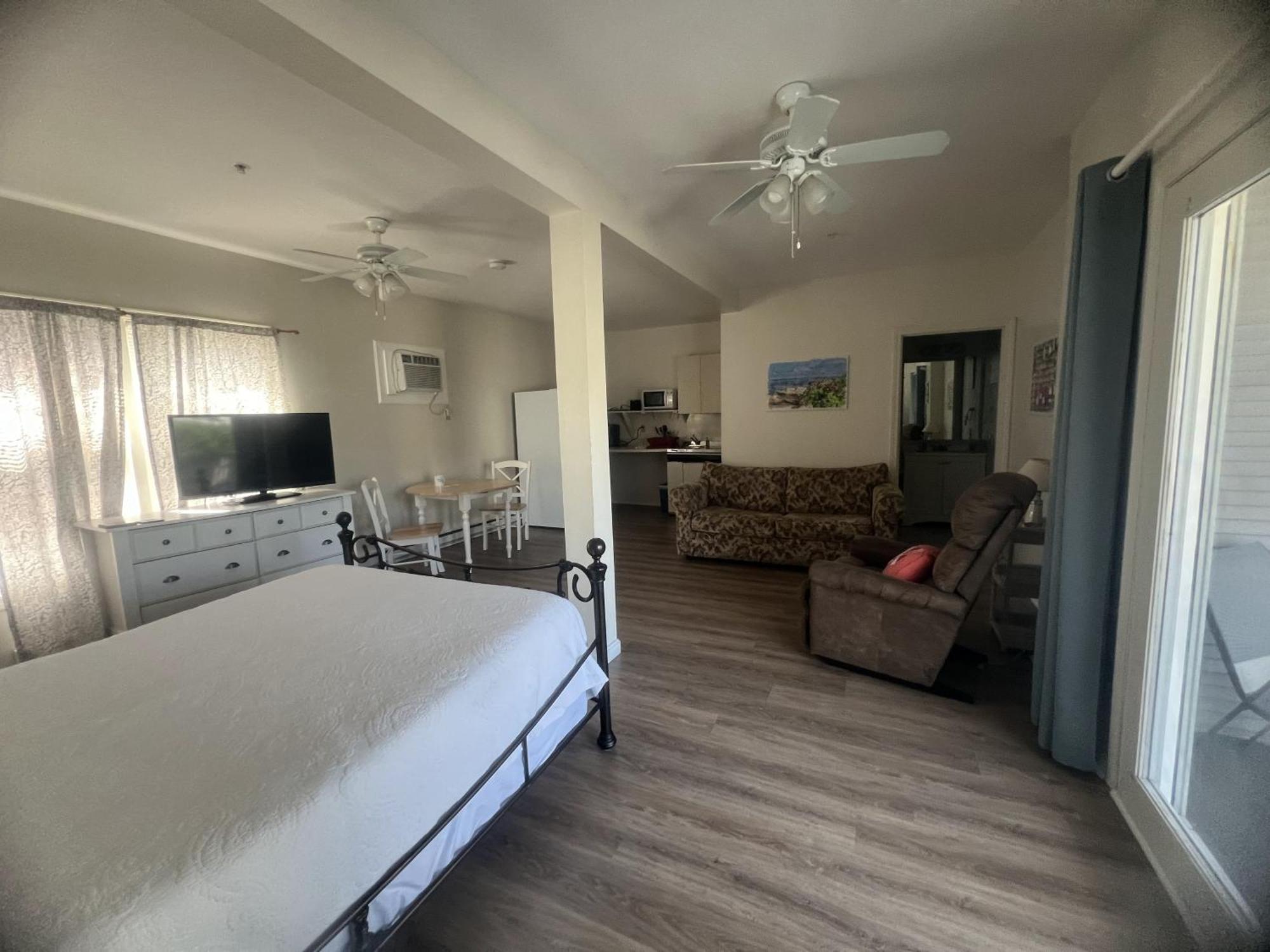 Lynwood Inn Йорк Екстериор снимка