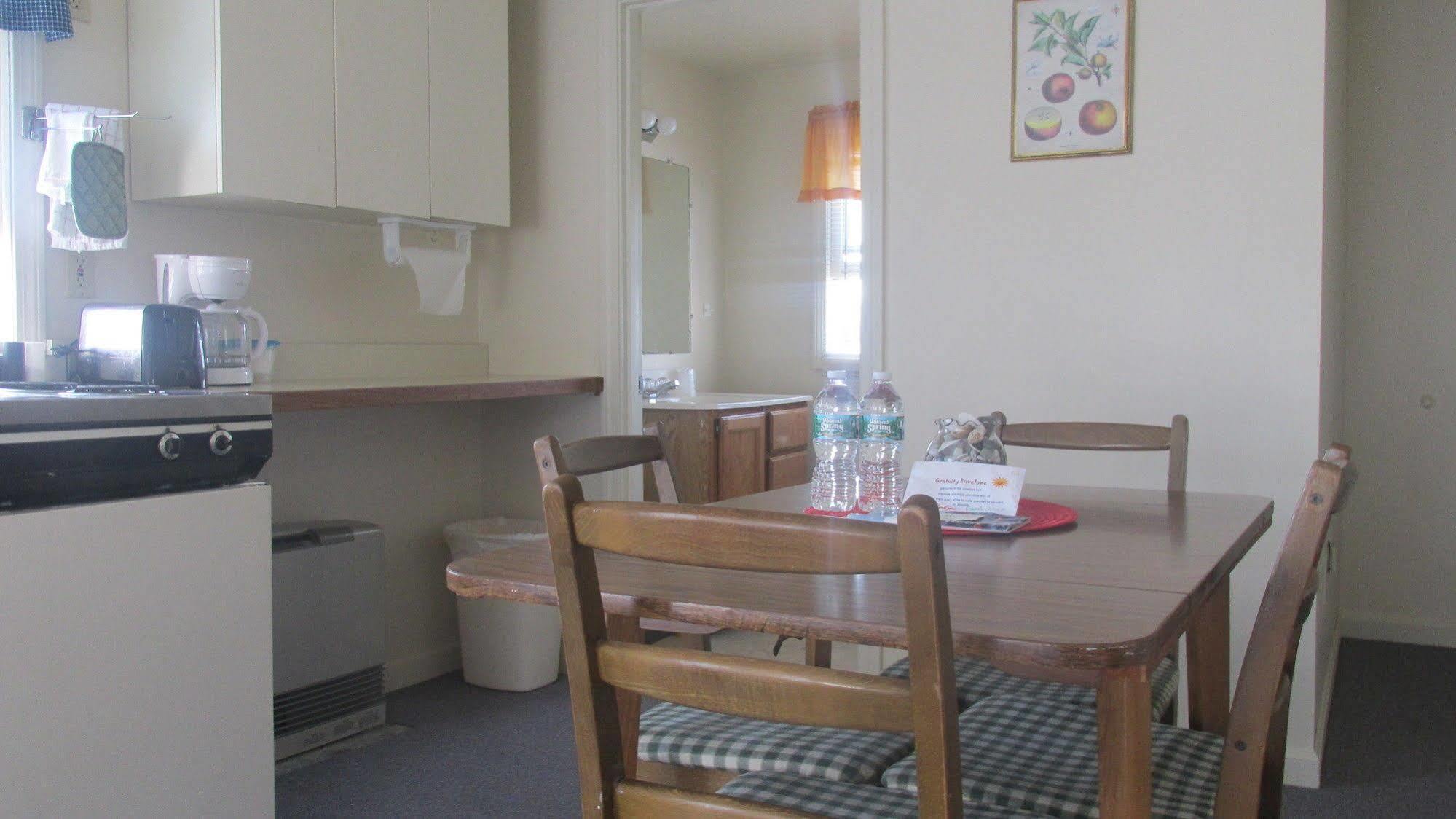 Lynwood Inn Йорк Екстериор снимка